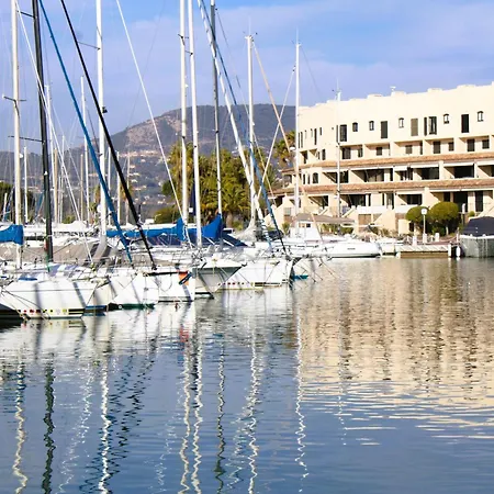 Appartement Brigantine111 - Golfe De Saint-tropez - Climatise Avec Vue Sur La Marina