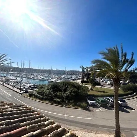 Brigantine111 - Golfe De Saint-tropez - Climatise Avec Vue Sur La Marina 코골렝