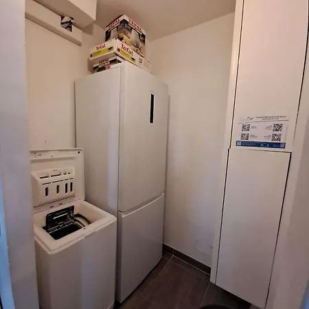 Brigantine111 - Golfe De Saint-tropez - Climatise Avec Vue Sur La Marina Lägenhet