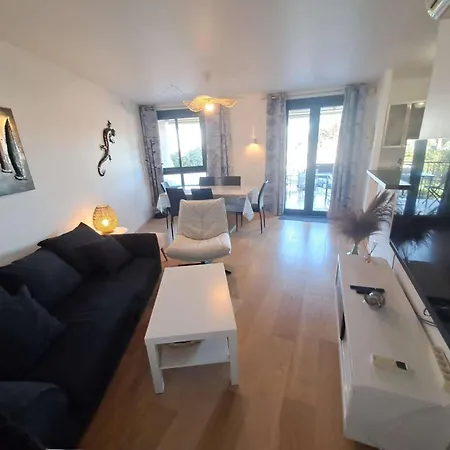 Brigantine111 - Golfe De Saint-tropez - Climatise Avec Vue Sur La Marina Apartment Cogolin