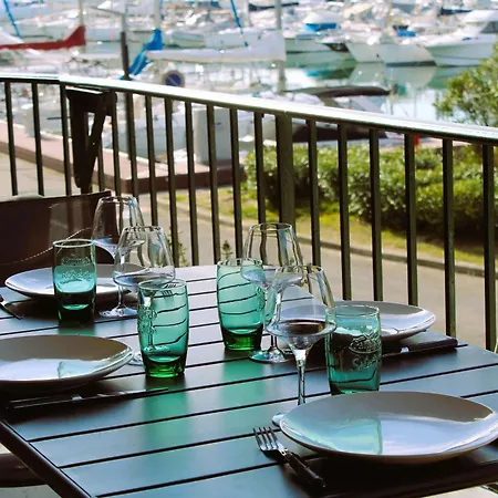 Brigantine111 - Golfe De Saint-tropez - Climatise Avec Vue Sur La Marina Lägenhet